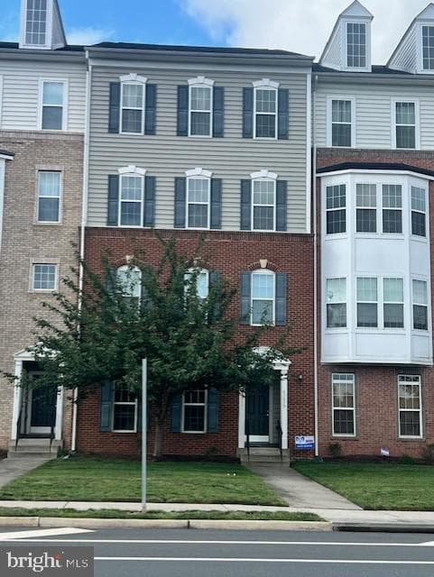 43841 Centergate Drive photo 3