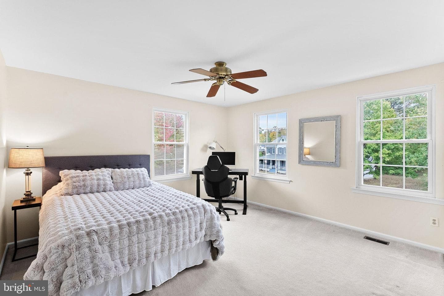 18 Christopher Lane photo 49