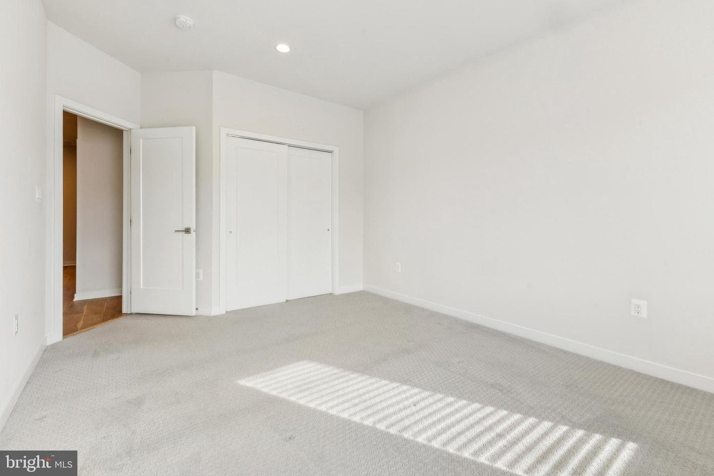 43186 Mongold Square photo 24
