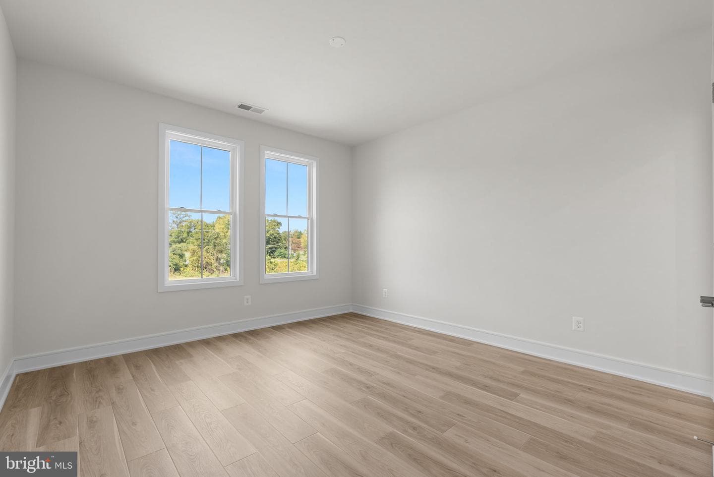 14649 Fordson Court photo 32