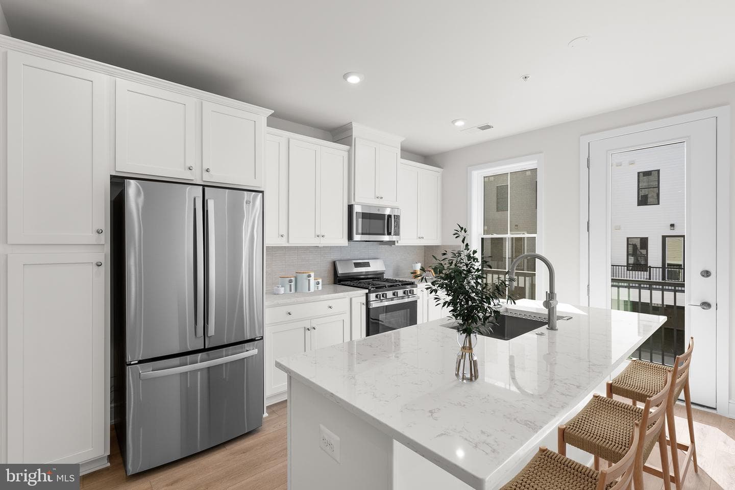 21744 Dollis Hill Terrace photo 1