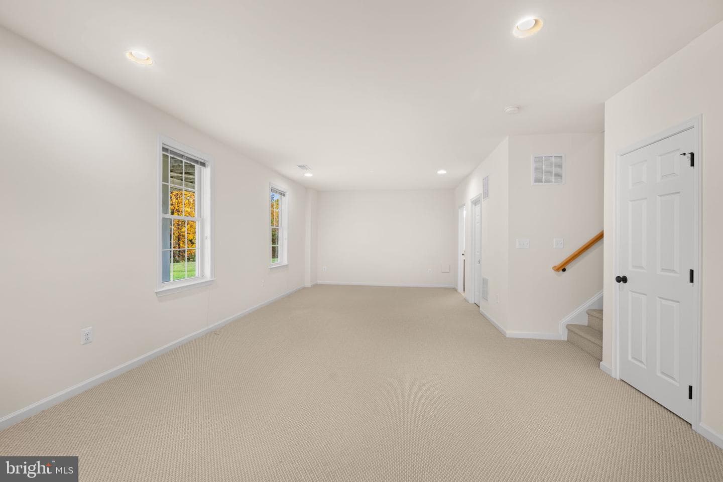23158 Glenorchy Court photo 51