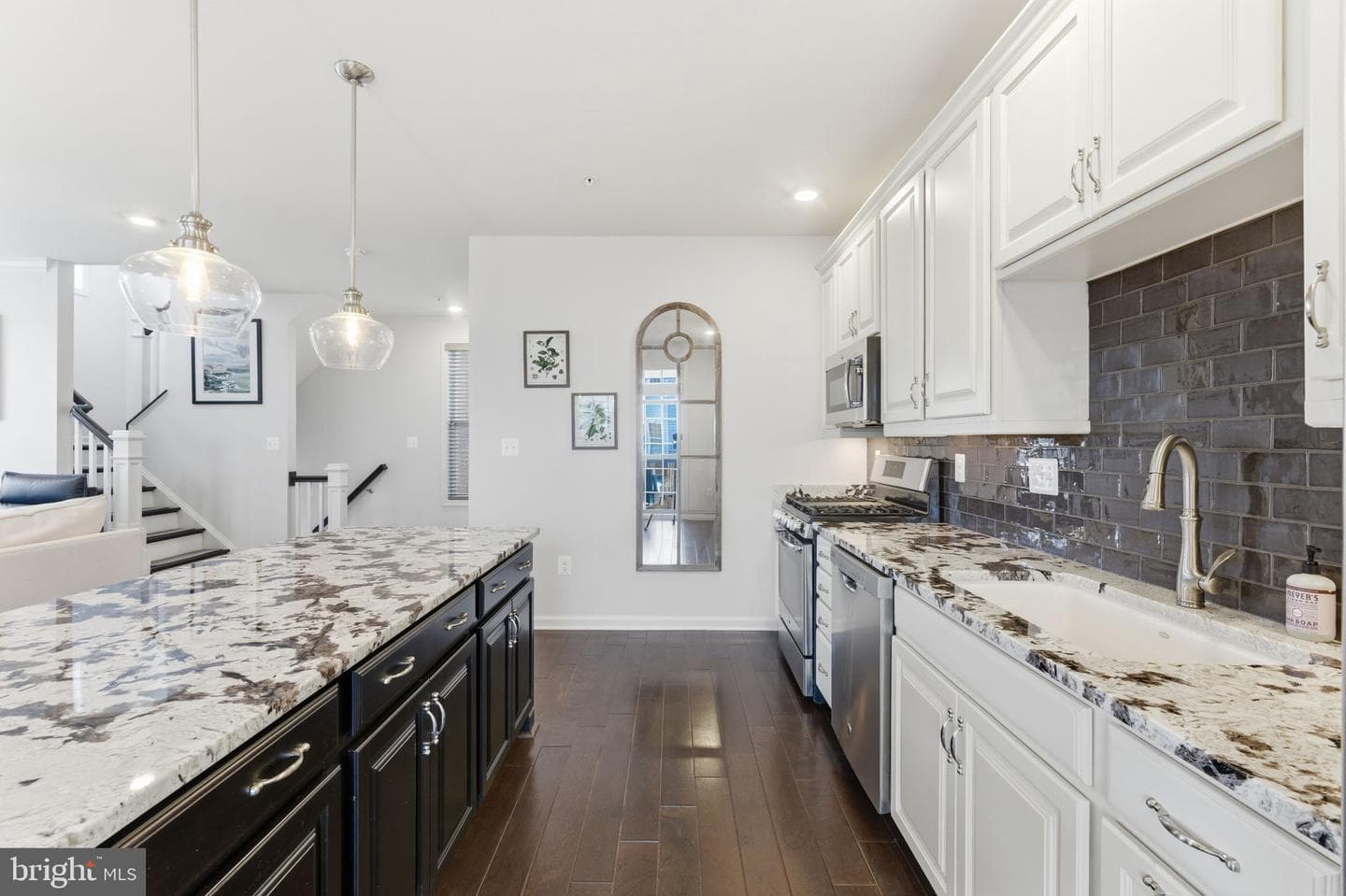 23297 Southdown Manor Terrace #105 photo 16