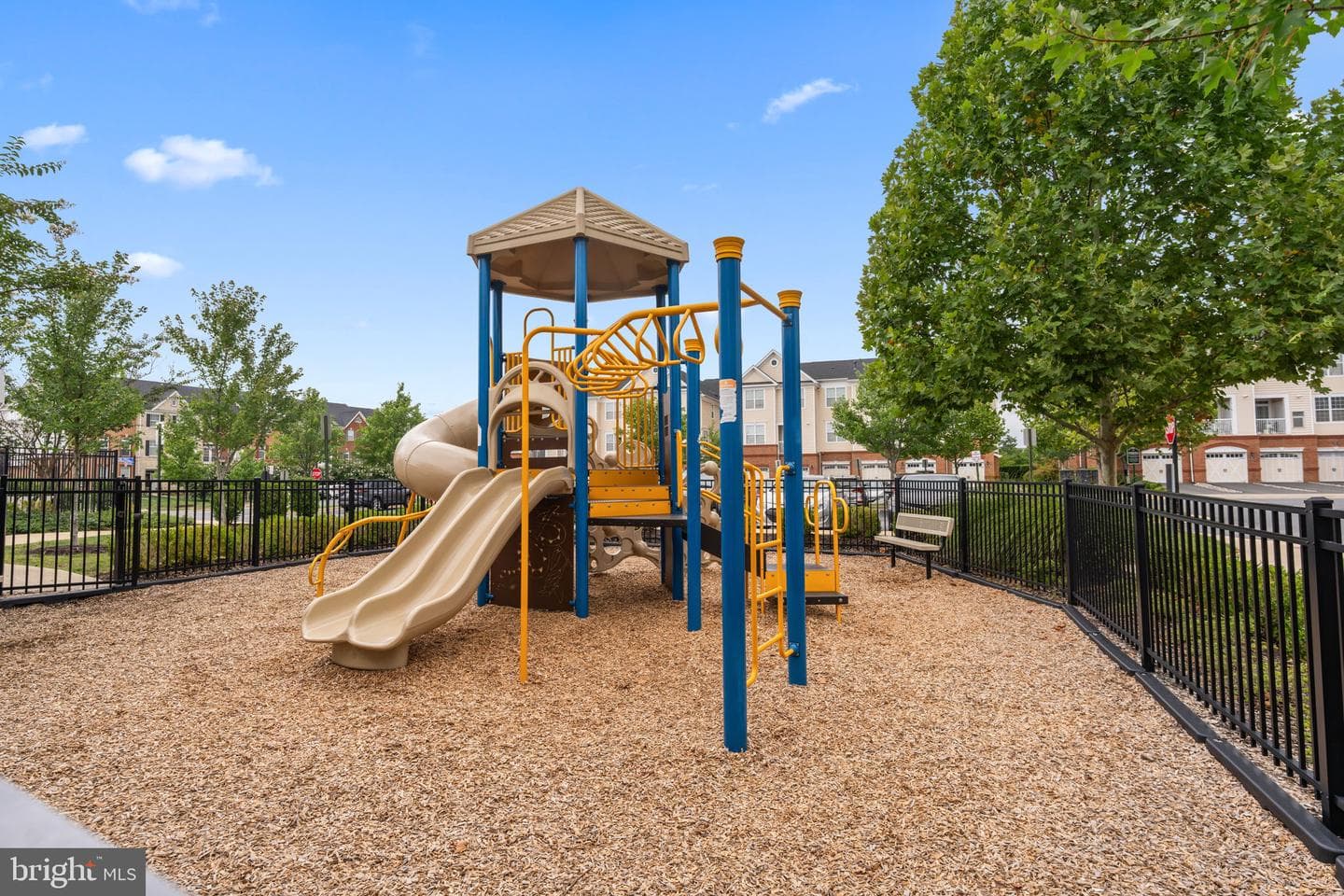 23297 Southdown Manor Terrace #105 photo 50