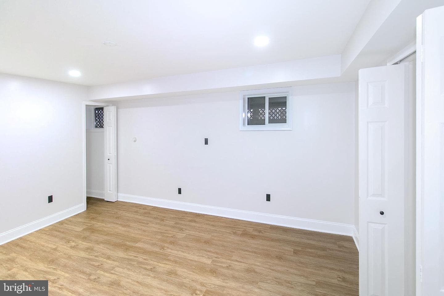 21111 Deep Furrow Court photo 30