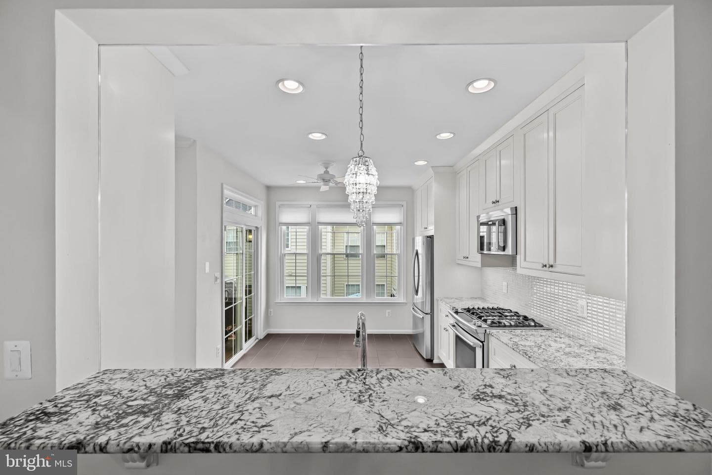 20366 Clover Field Terrace photo 13