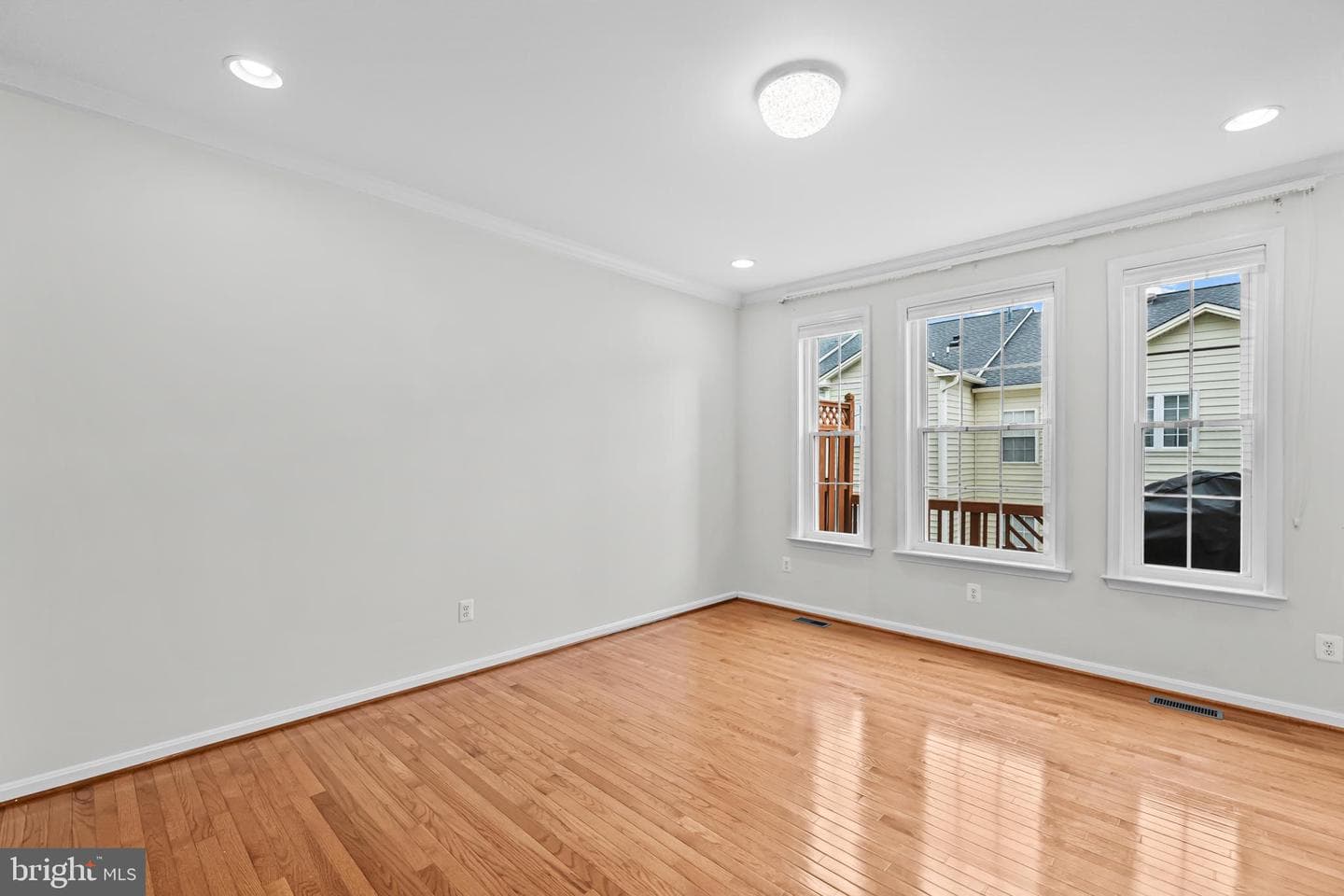 20366 Clover Field Terrace photo 4