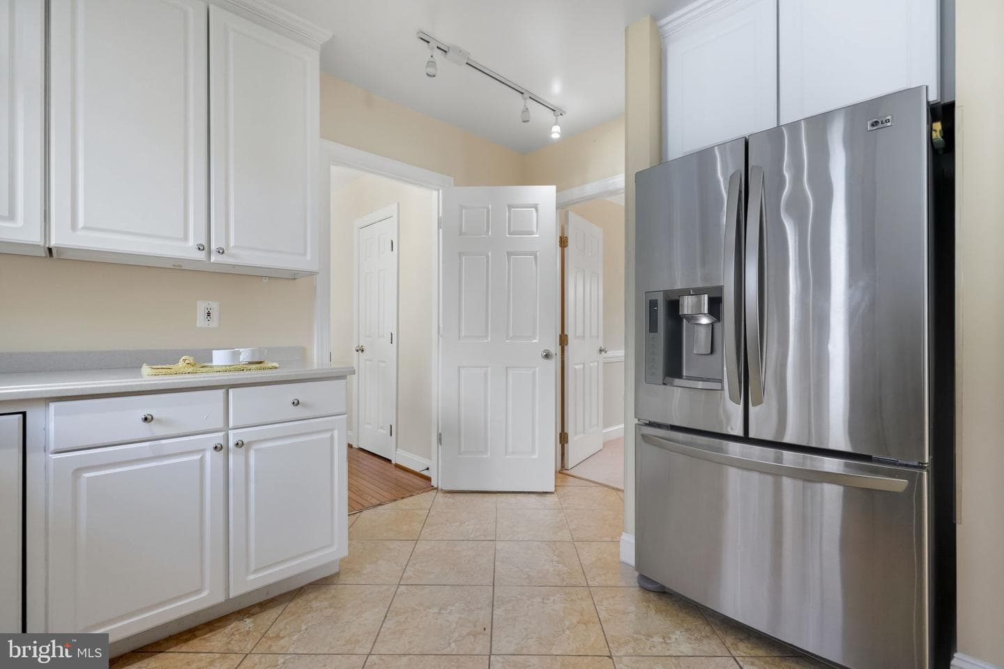 1 Ayr Street SW photo 18
