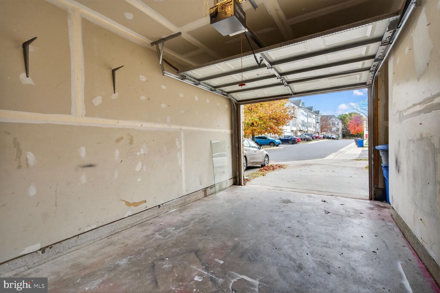 22976 Fontwell Square photo 13