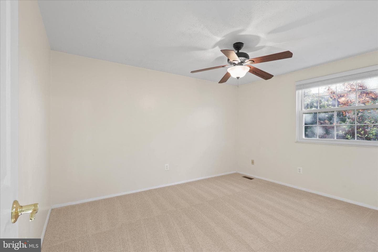 105 Deerwood Court photo 25