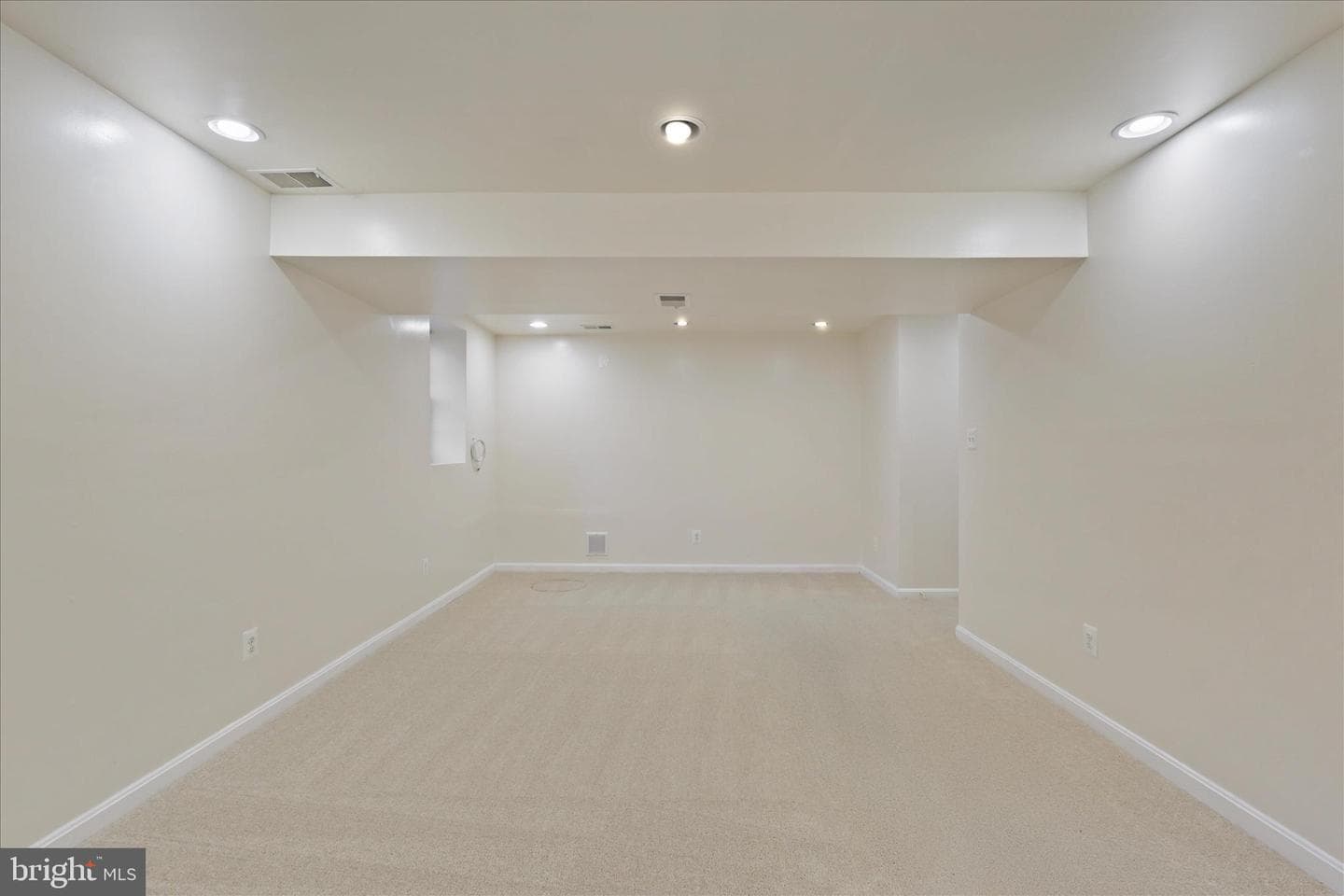 105 Deerwood Court photo 29