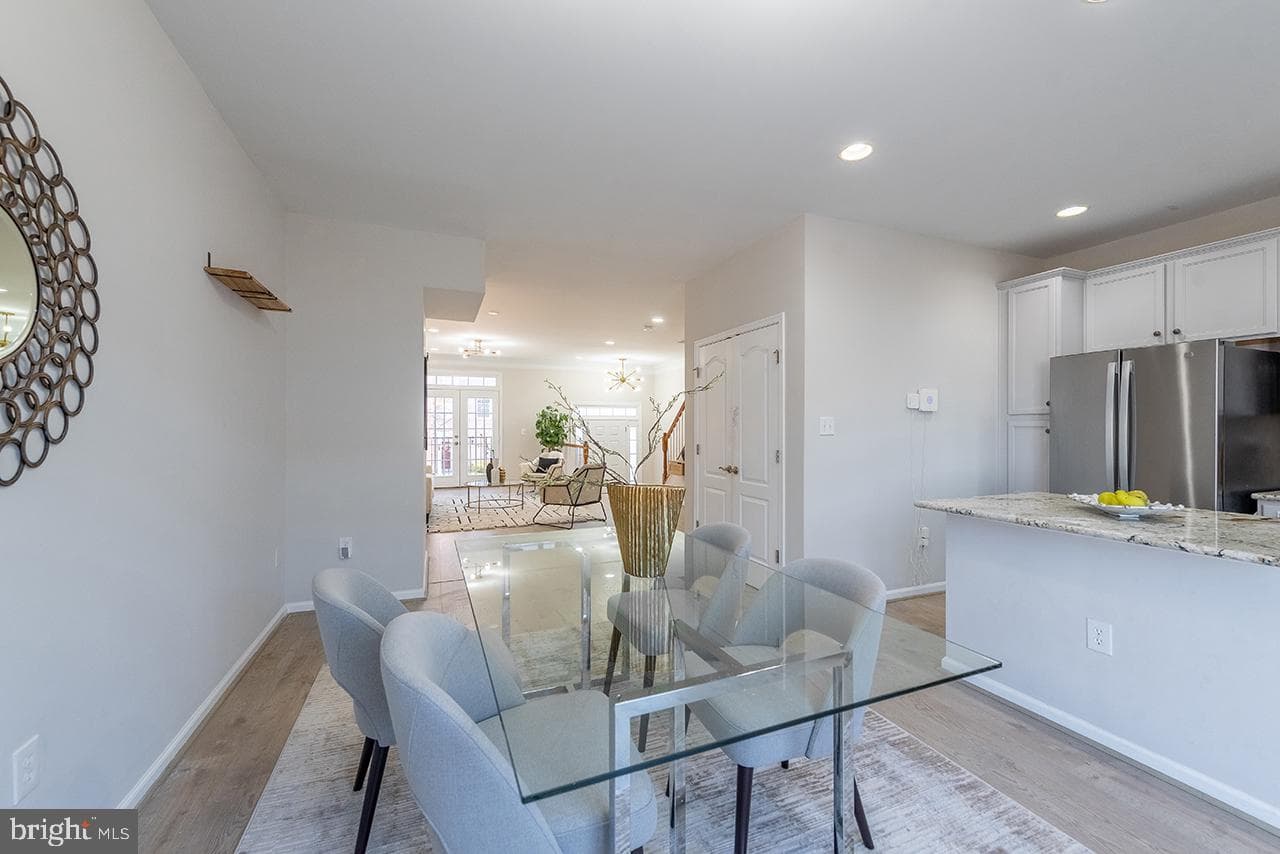 20657 Maitland Terrace photo 15