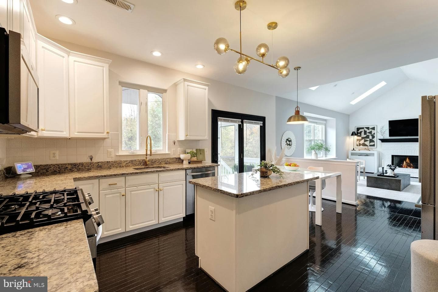 21581 Kouros Court photo 4