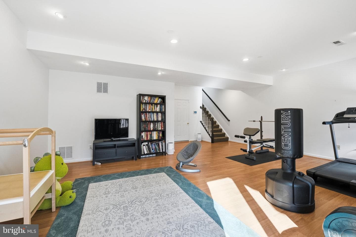 21480 Trowbridge Square photo 30