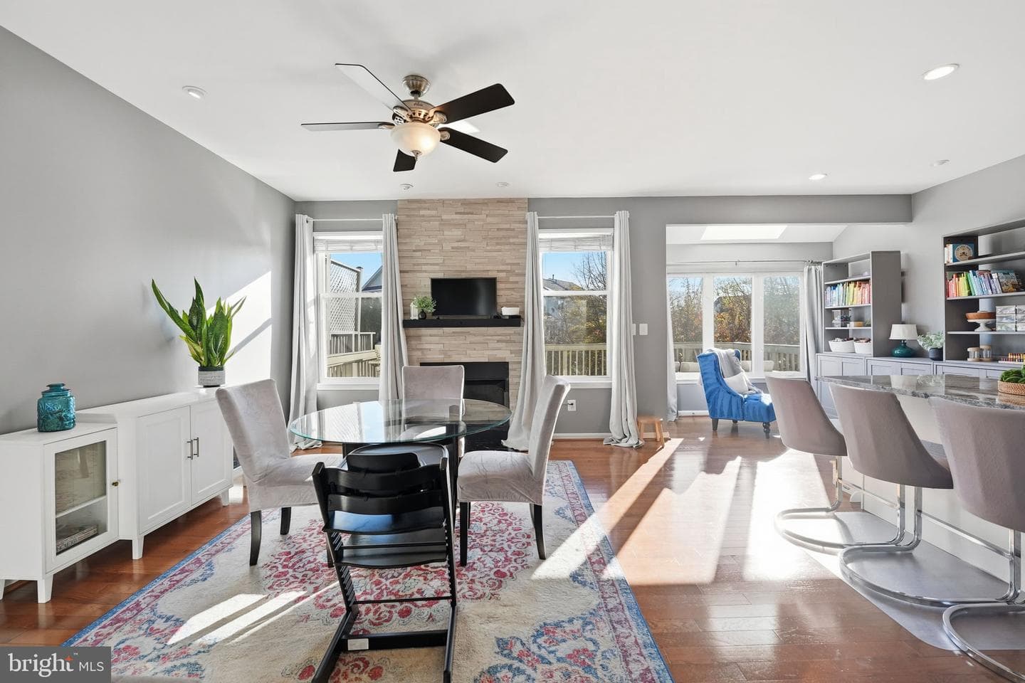 21480 Trowbridge Square photo 7
