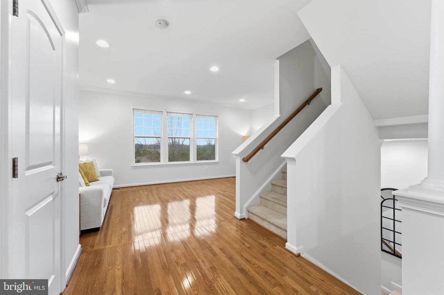 43911 Eastgate View Drive photo 13