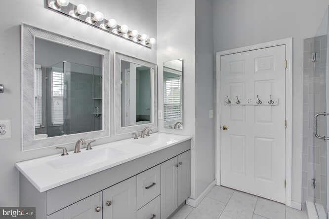 44231 Litchfield Terrace photo 15