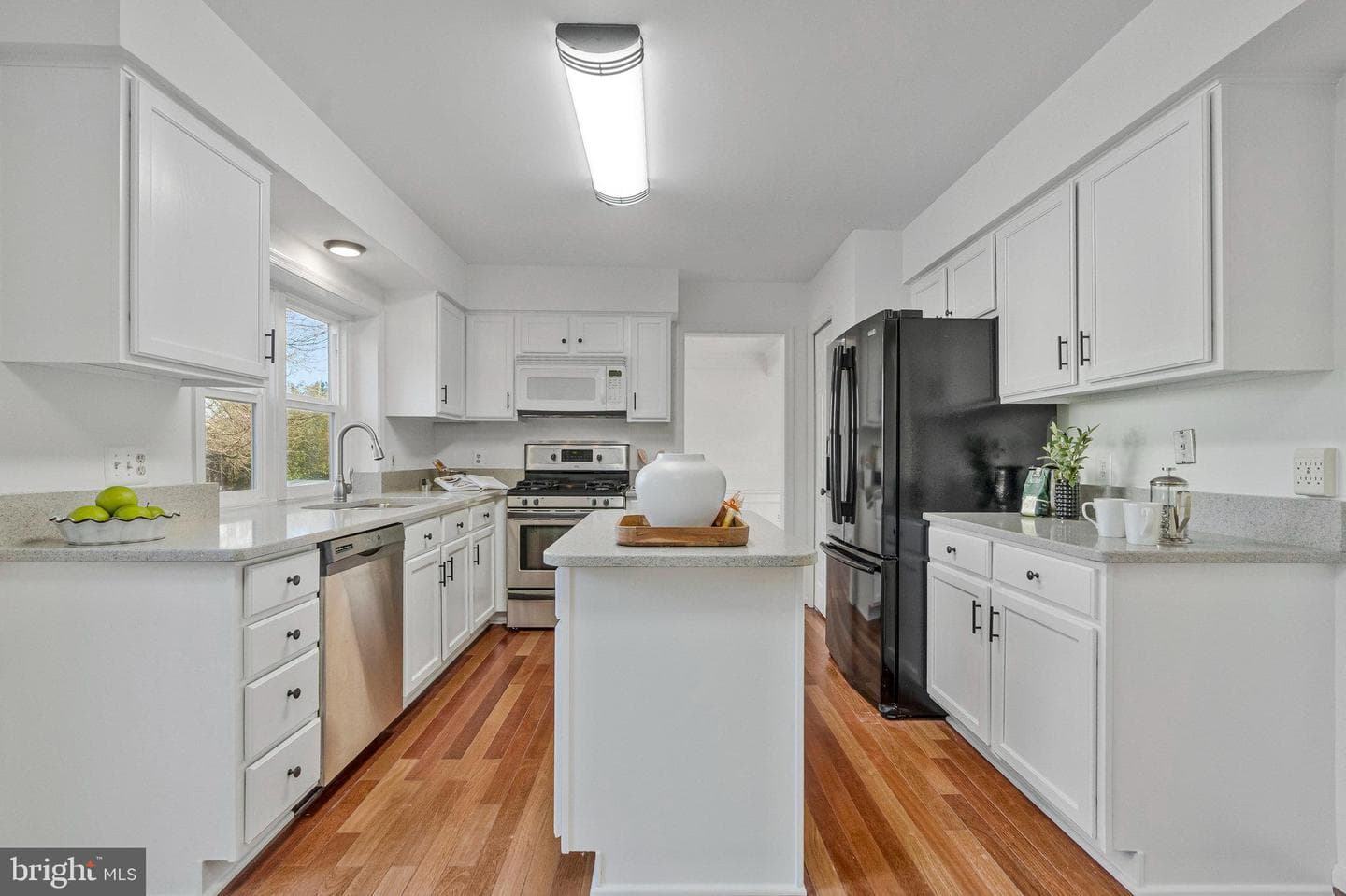 714 Clairmont Court NE photo 11