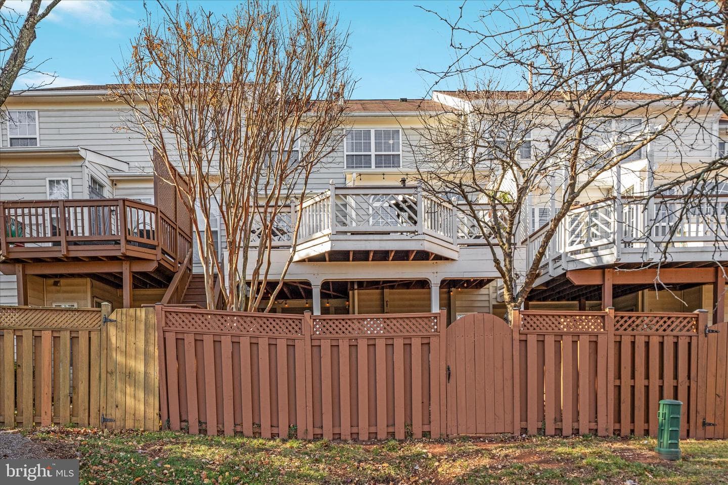 21314 Lord Nelson Terrace photo 35