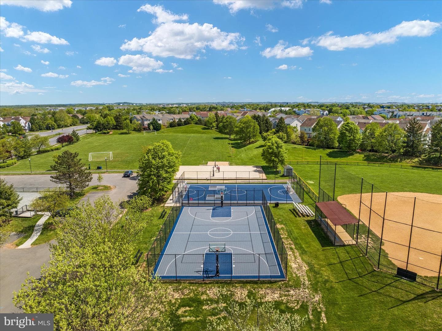 21314 Lord Nelson Terrace photo 43