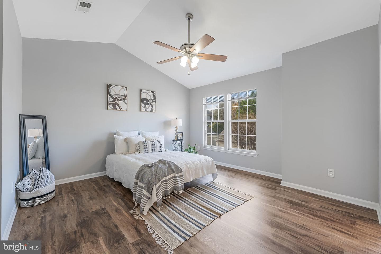 20419 Charter Oak Drive photo 23