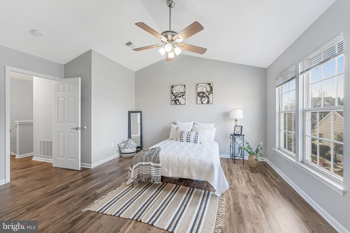 20419 Charter Oak Drive photo 24