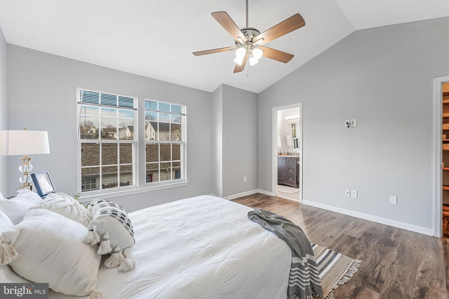 20419 Charter Oak Drive photo 26