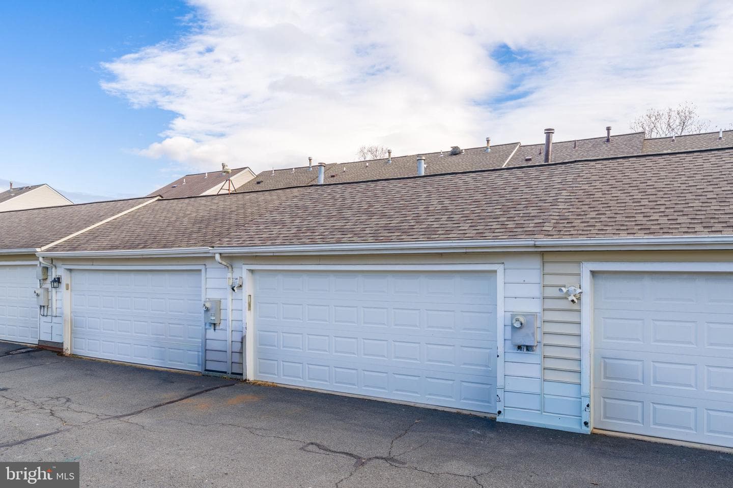 20419 Charter Oak Drive photo 54