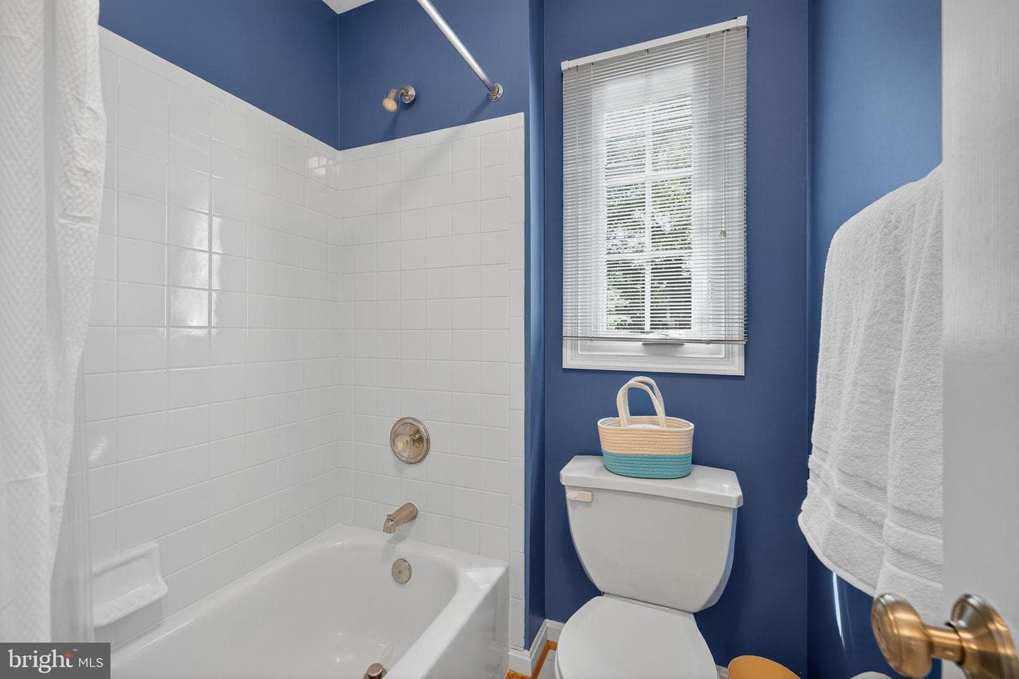 15 Linden Hill Way SW photo 39
