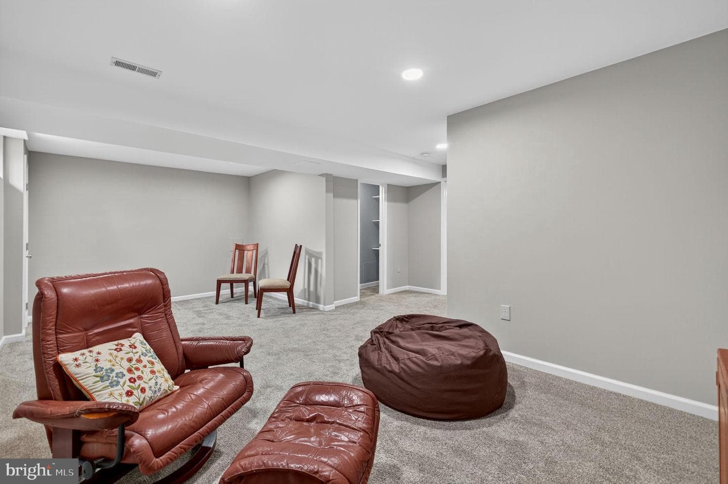 15 Linden Hill Way SW photo 52