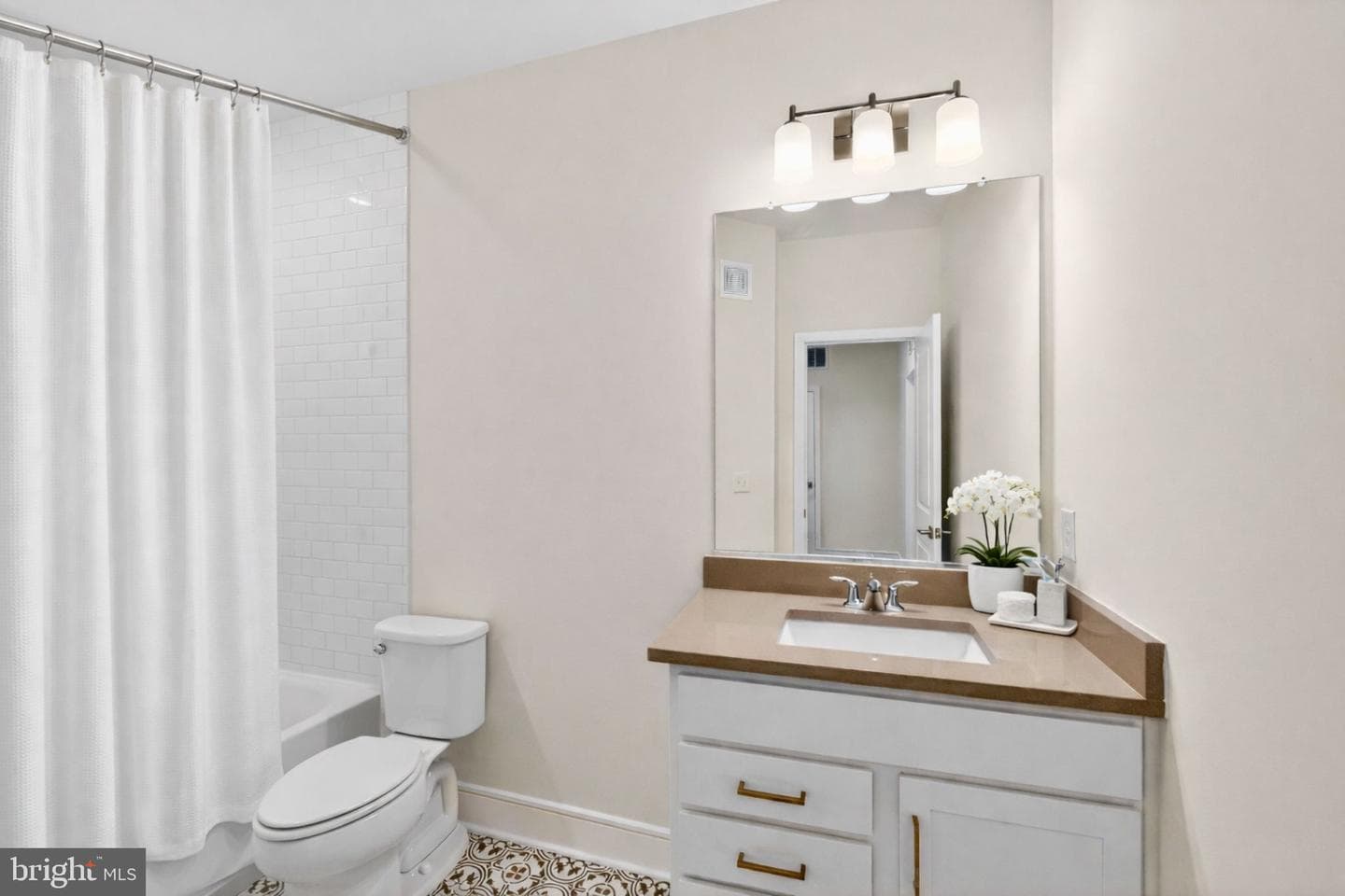 21805 Croxley Terrace photo 14