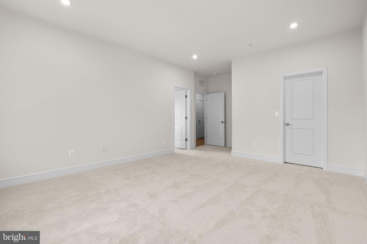 43305 Farringdon Square photo 23