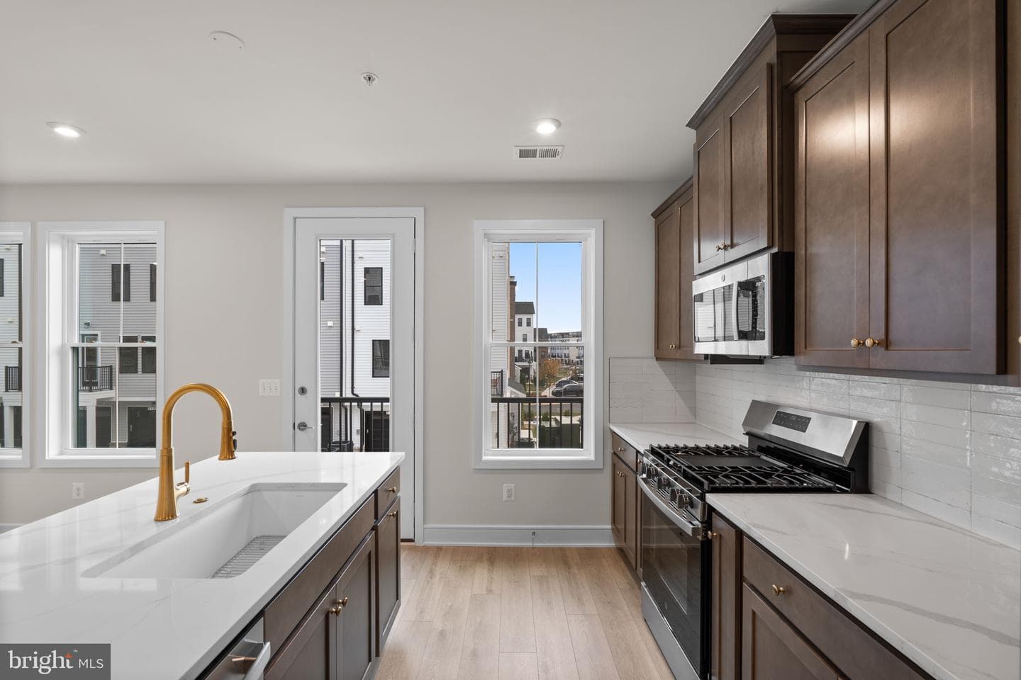 43305 Farringdon Square photo 8