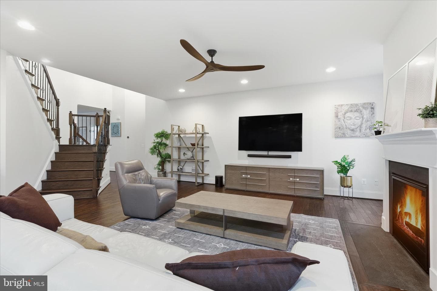 23698 Heather Mews Drive photo 19