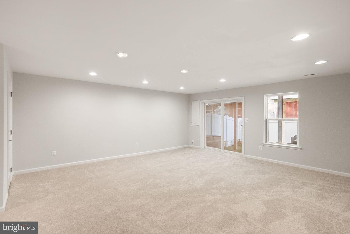 41688 Mcmonagle Square photo 13