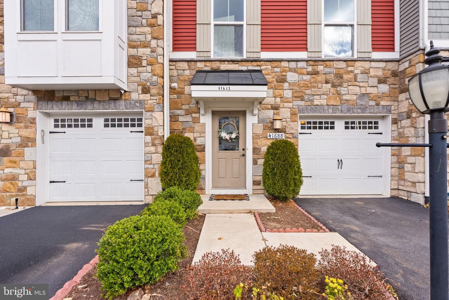41688 Mcmonagle Square photo 7
