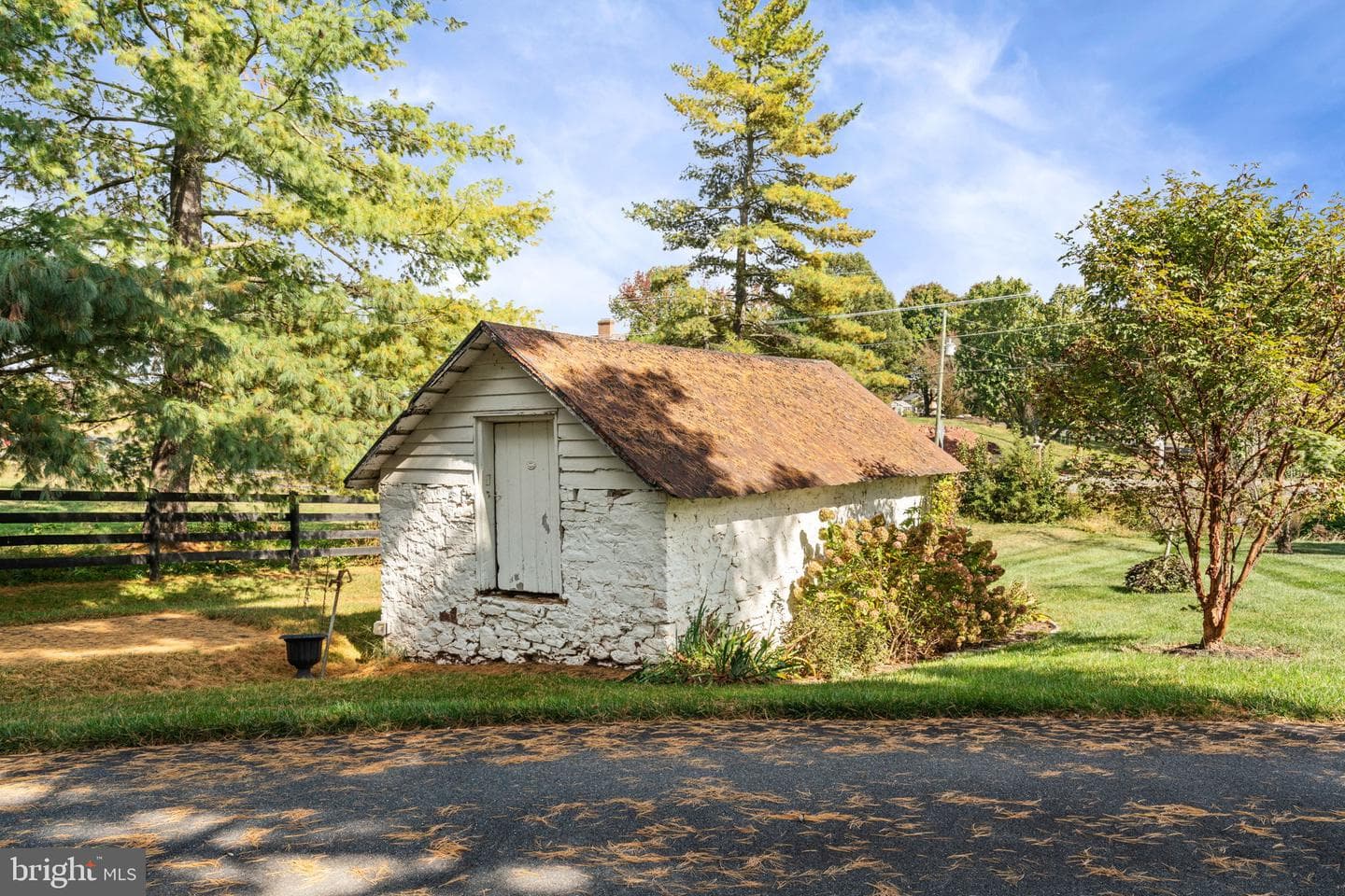 19937 Evergreen Mills Road photo 91