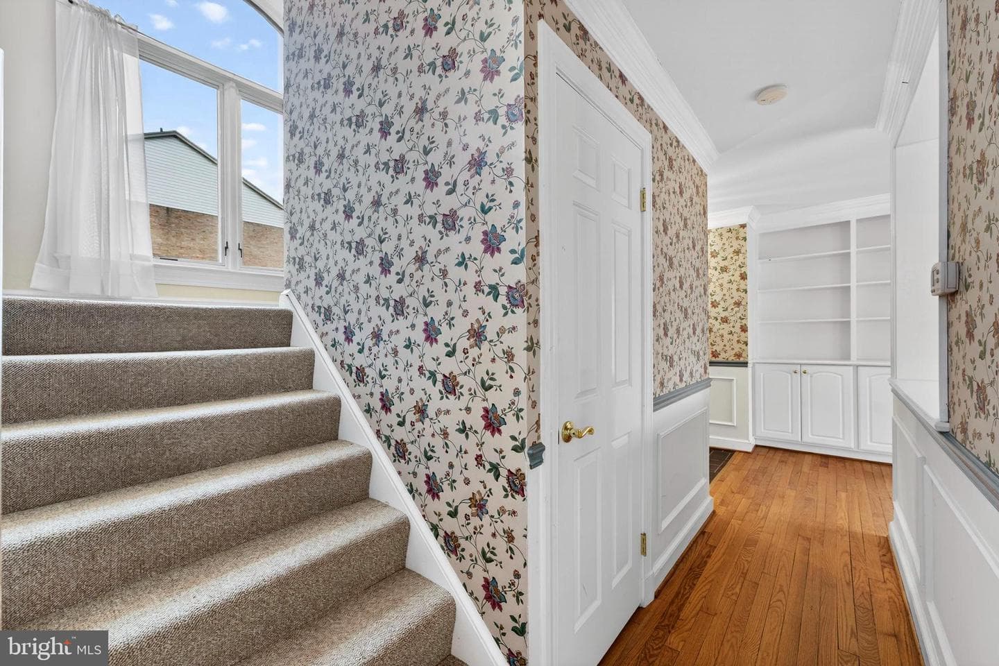 212 E Marshall Street photo 11