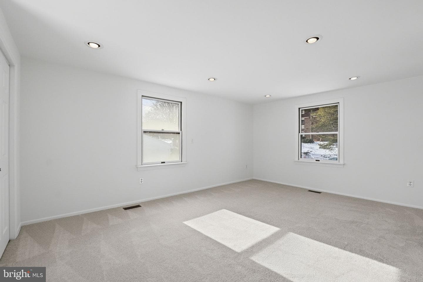 132 N Fillmore Avenue photo 18