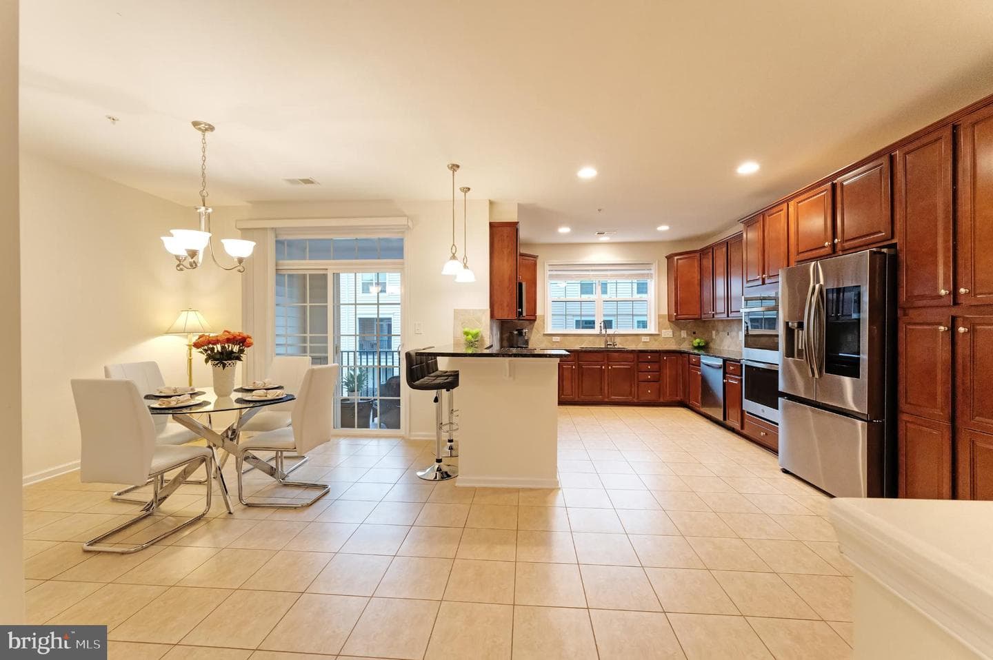 22720 Ferncrest Terrace photo 5