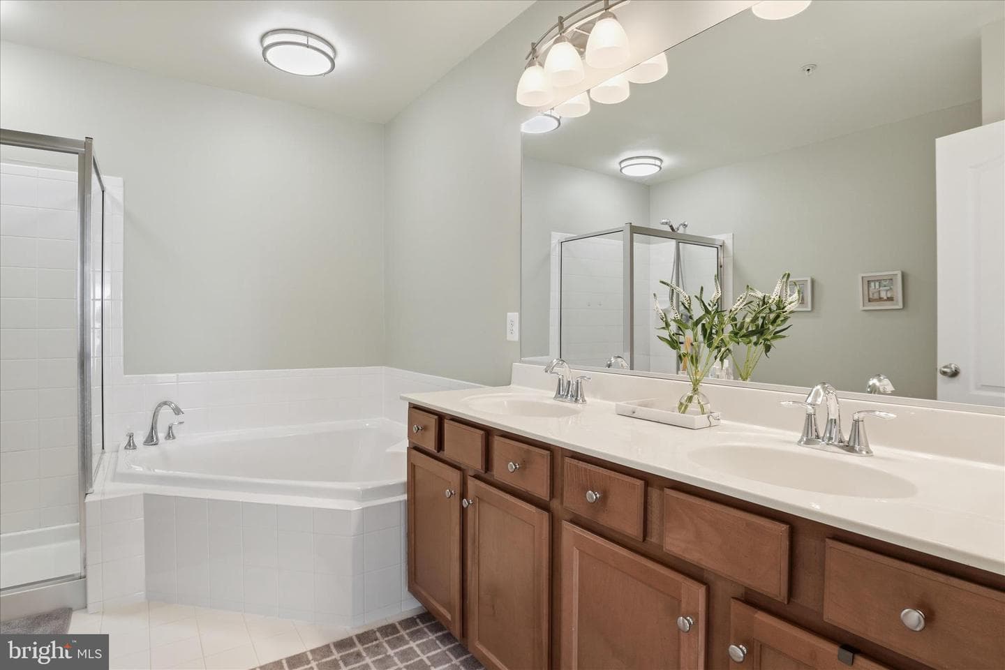 22768 Ferncrest Terrace photo 27