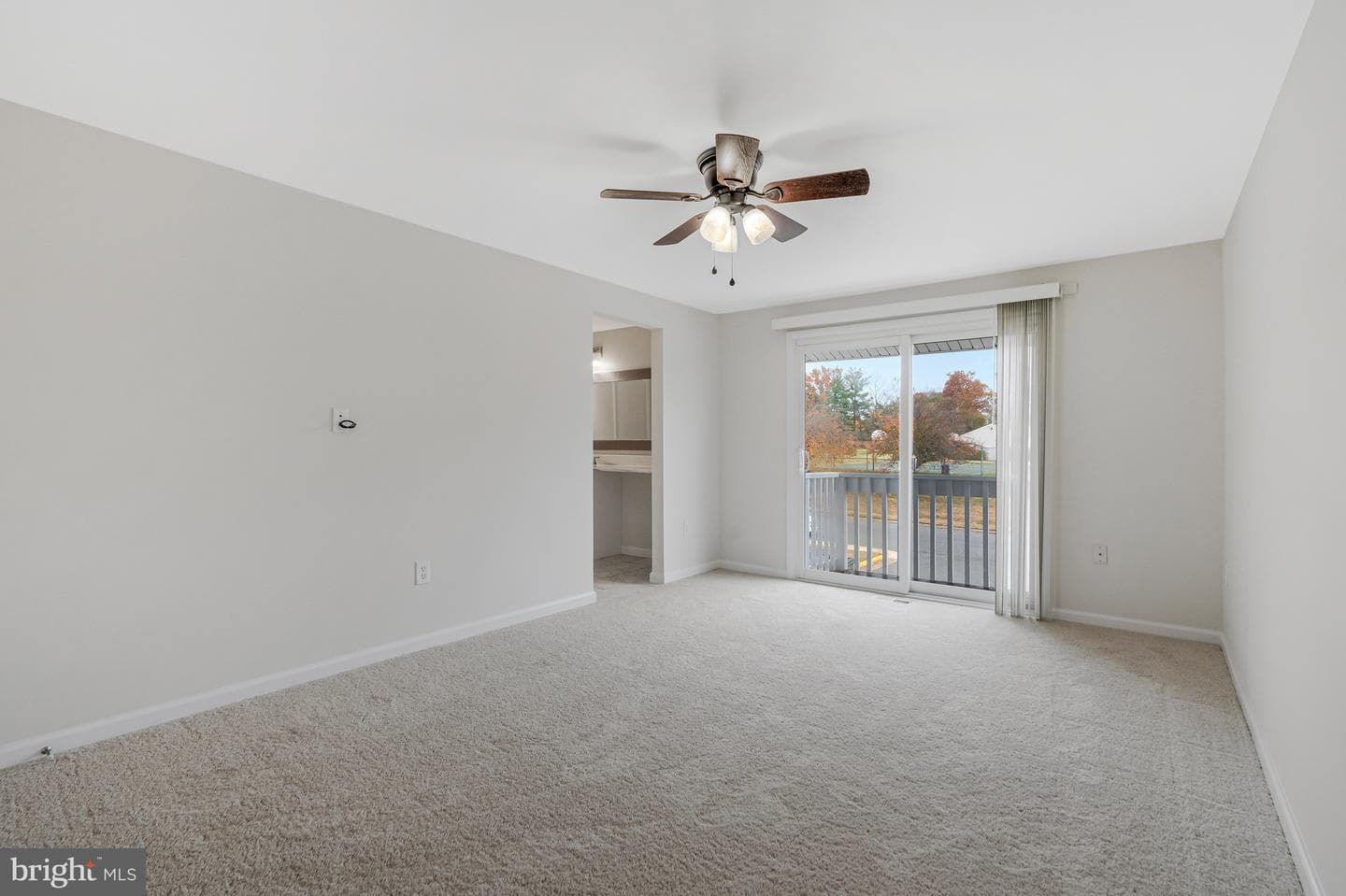 203 Greenfield Court photo 25