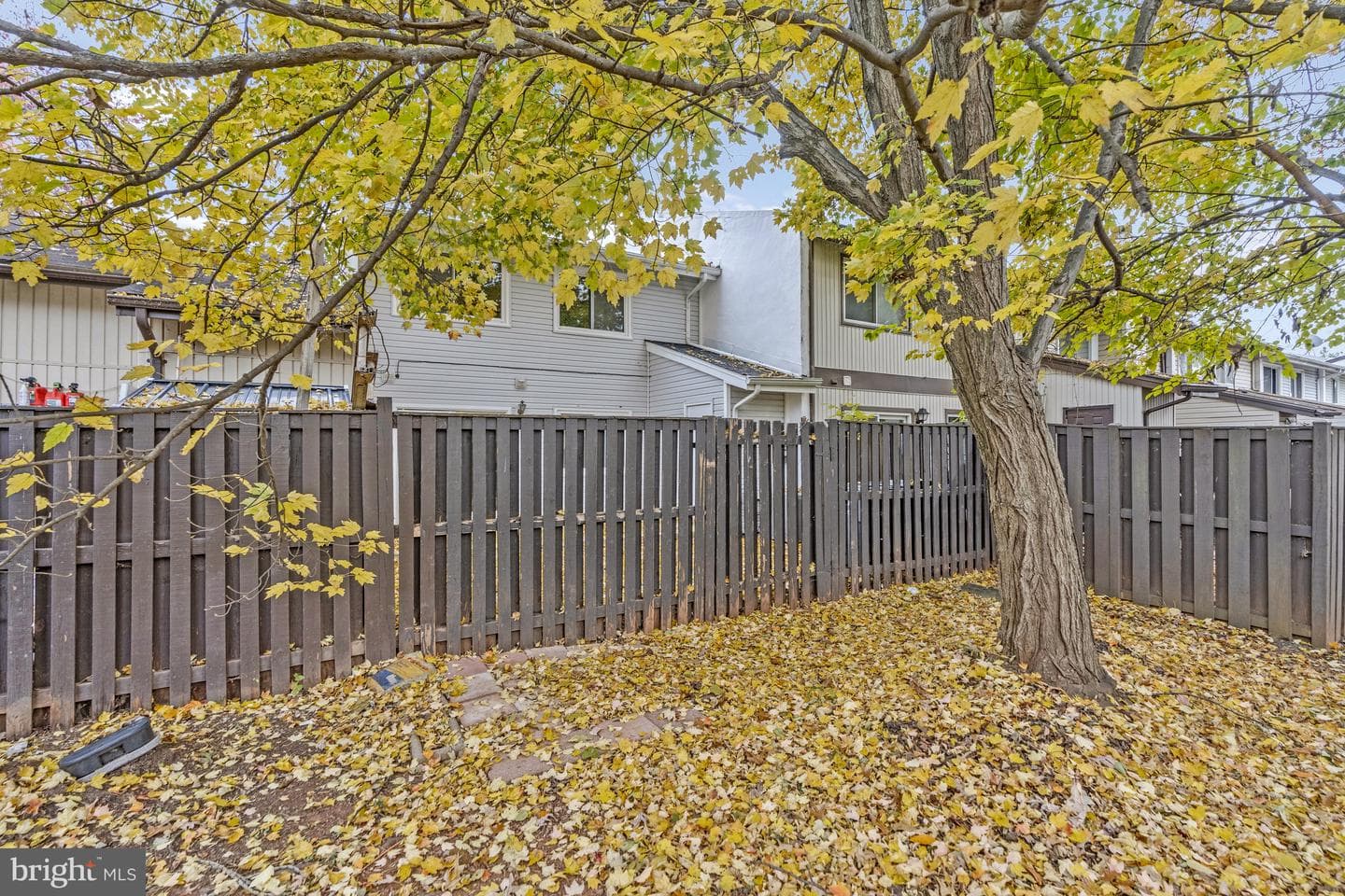 203 Greenfield Court photo 36