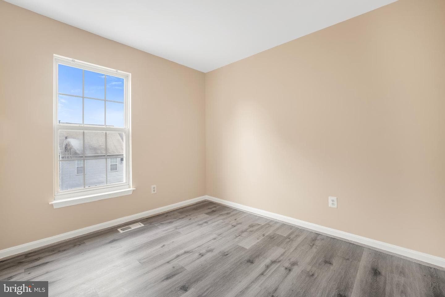 22078 Manning Square photo 21