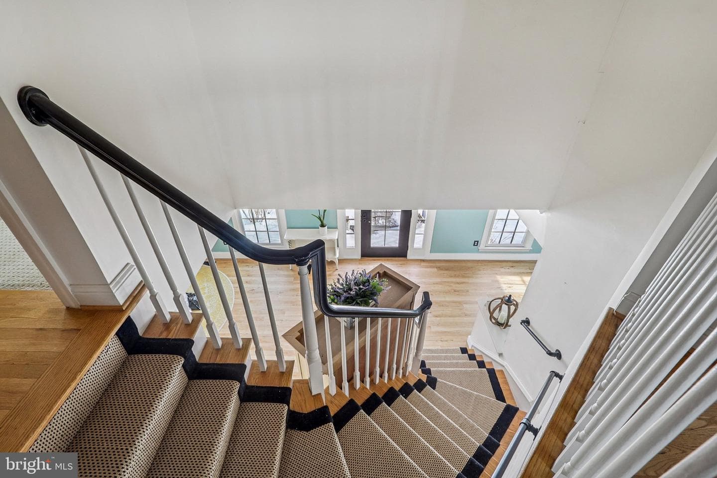 19075 Foxgreen Circle photo 49