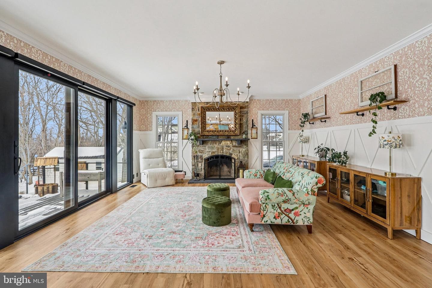 19075 Foxgreen Circle photo 5