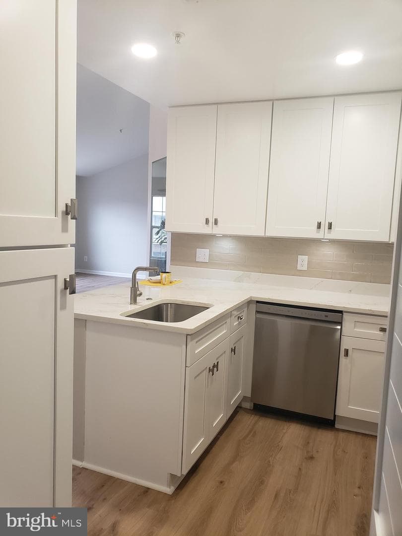 45070 Brae Terrace #202 photo 18
