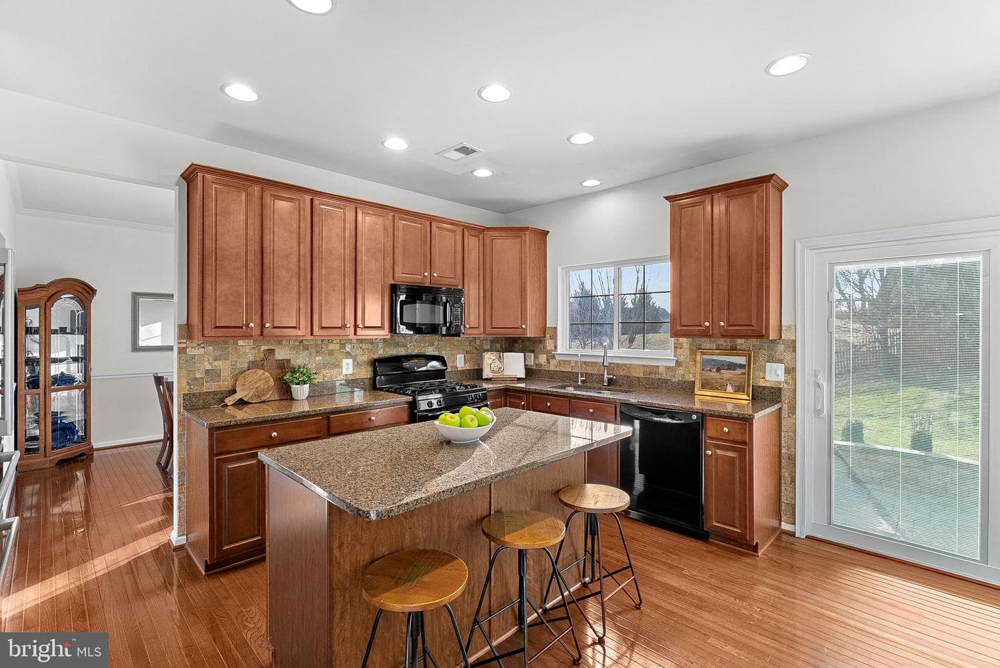 809 Devonshire Circle photo 8