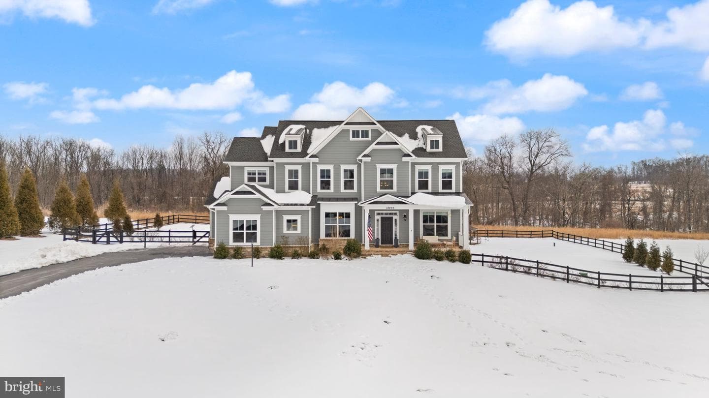 18895 Skyfield Ridge Place photo 2