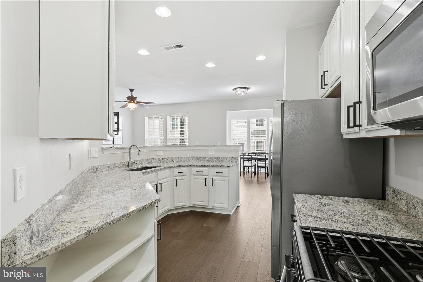 46164 Chester Terrace photo 13
